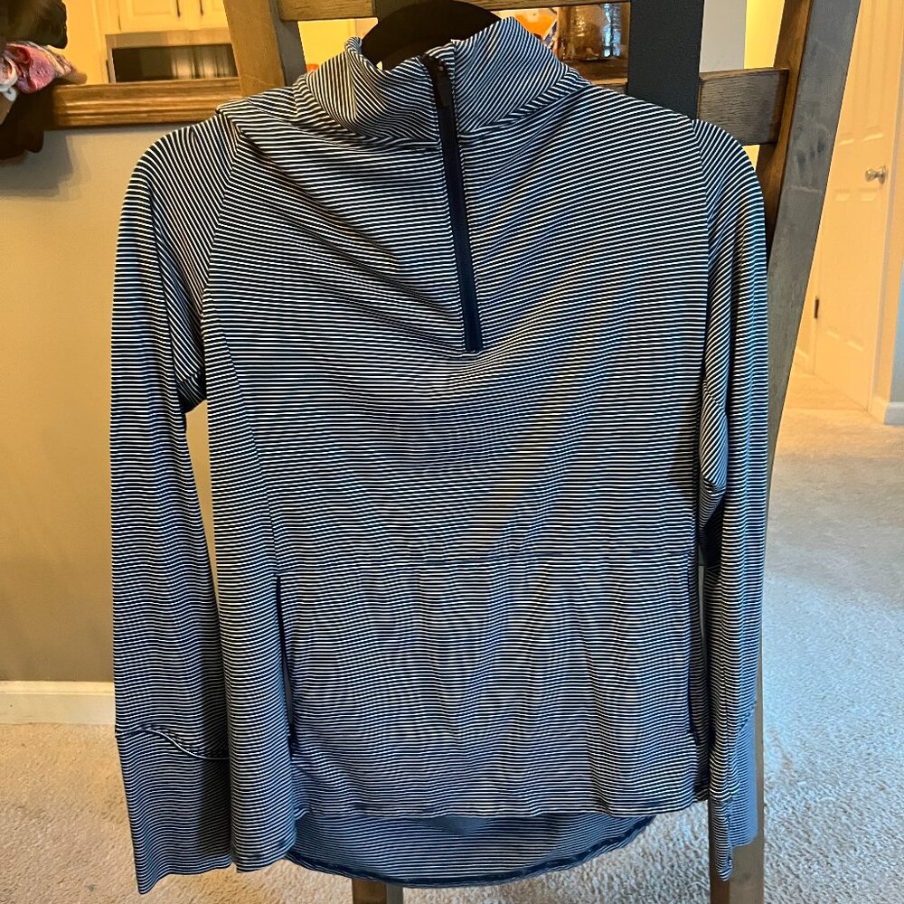 Blue and White Quarter Zip Market and Spruce Moisture Wicking Pullover
